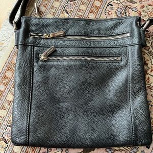 Danier Leather Canada black small satchel messenger purse crossbody